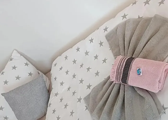 شقة Stellas Monteurswohnungen Crimmitschau